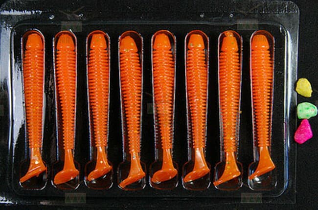 ☆ 爆釣ソフトルアー ワーム シャッドテール レッド 約2.3インチ 8個入り ☆ バス 根魚 アジ メバル 穴釣りに♪